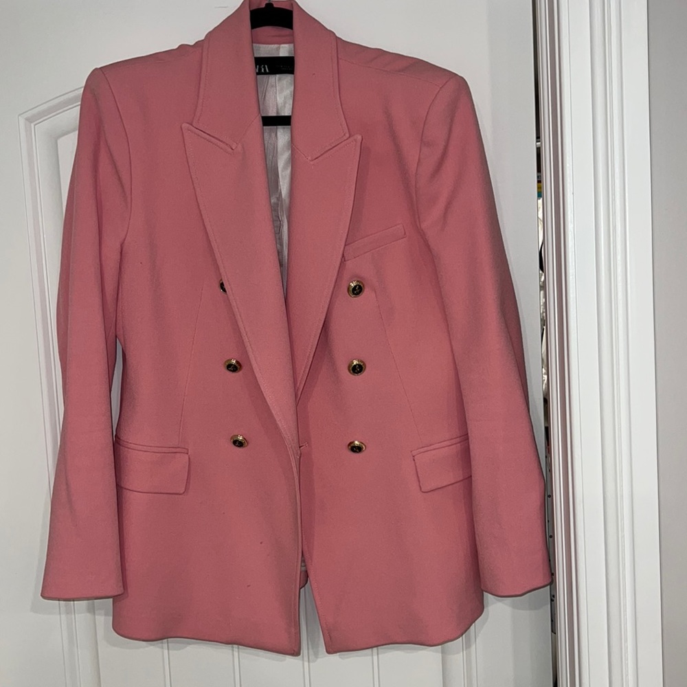 Bubblegum pink Zara blazer
